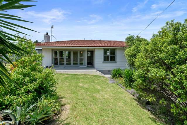 8 Cooneys Drive Matua_1