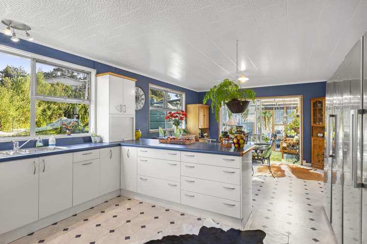 1213 Te Waitere Road Taharoa_26