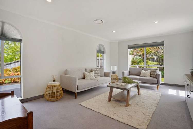 4 Thicket Close Redwood_14