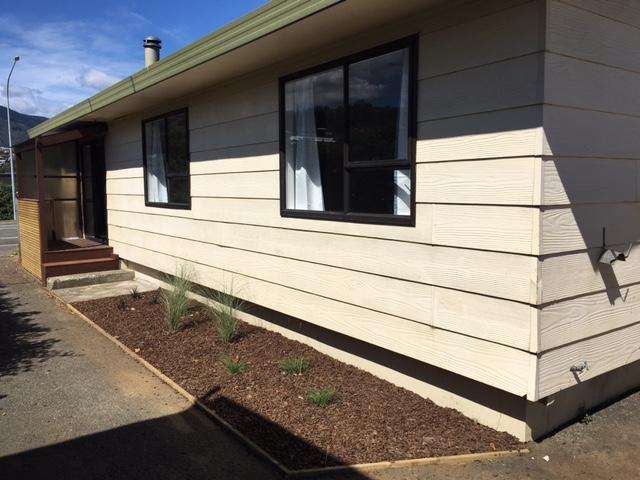 Sunny Three Bedroom Home in Tahunanui