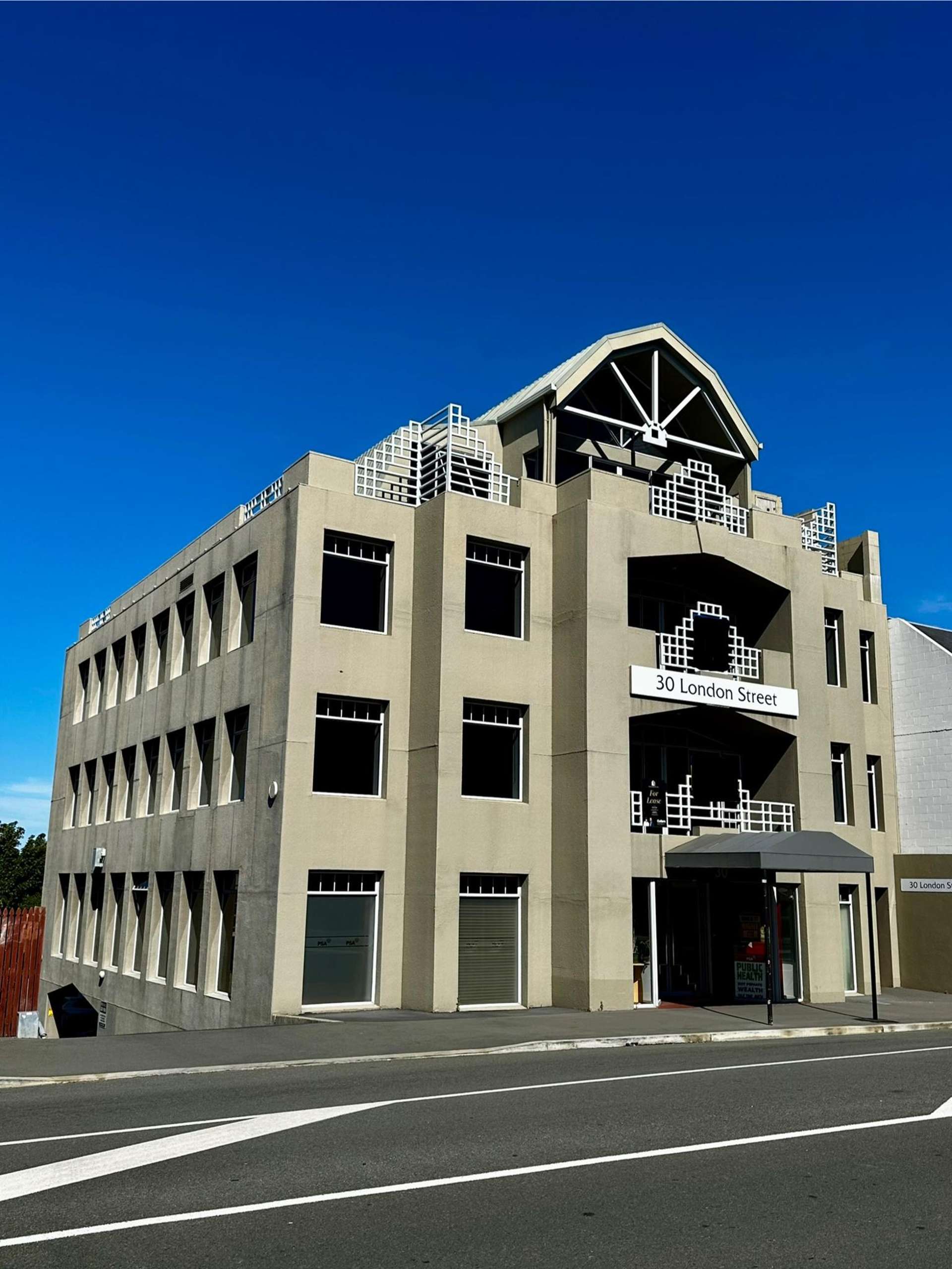 B/30 London Street Dunedin Central_0