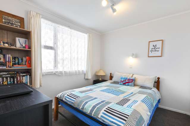 5/55 Apu Crescent Lyall Bay_4