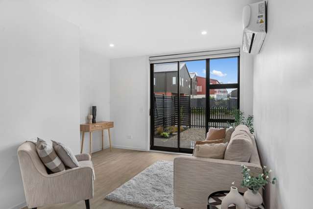 17-35 Raukohekohe Road Wiri_1