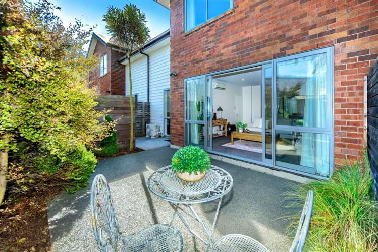 2/89 Poulson Street_1