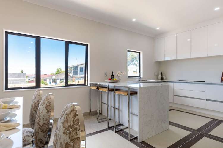 4225c Great North Road Glendene_21