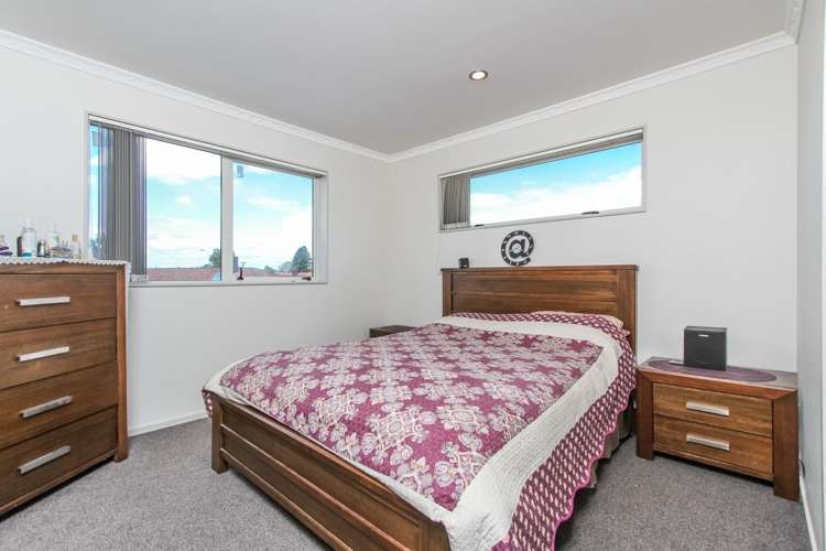 43 Winthrop Way Mangere East_13