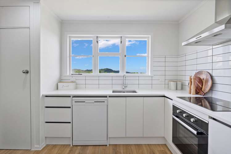 16 McMillan Avenue Te Kamo_10