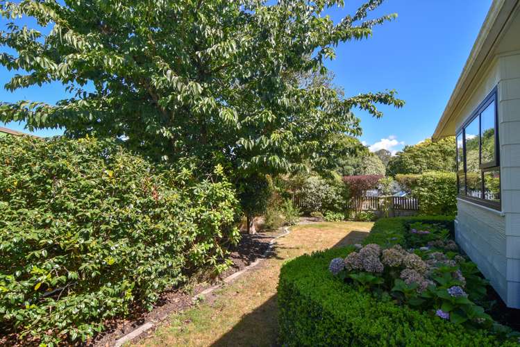 17 Deller Drive Carterton_17