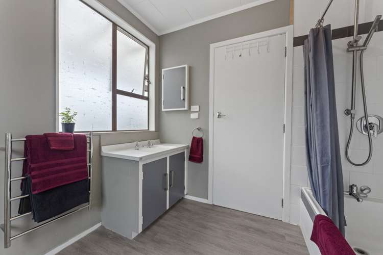 8 Wild Street Feilding_16