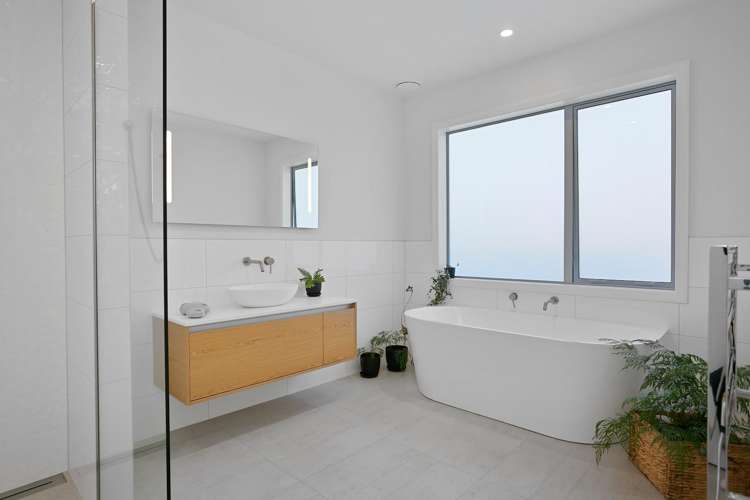 26 Whakahaumako Road_4