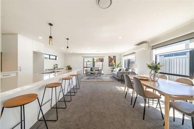 34 Te Kaeaea Crescent Wallaceville_4