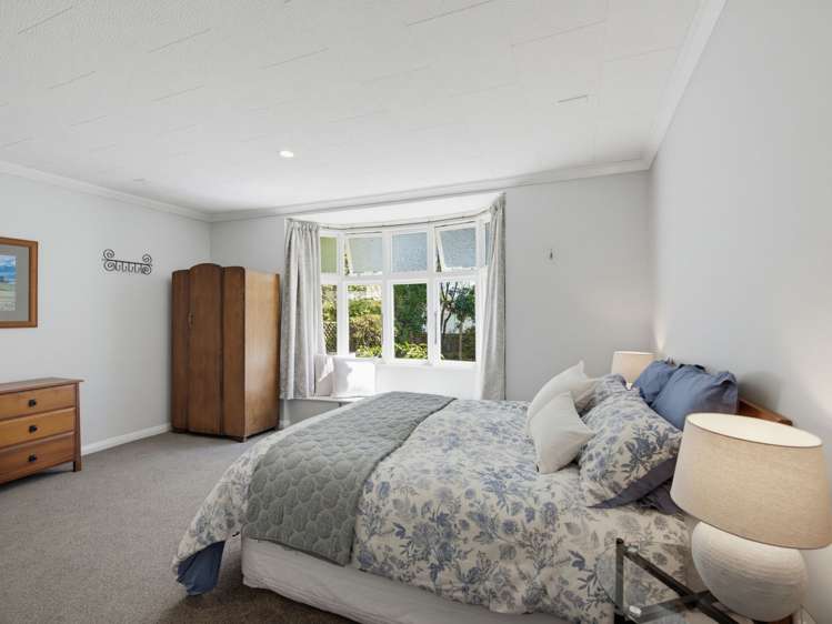 23 Godwin Crescent College Estate_10