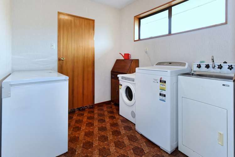 14 Longden Street Darfield_18