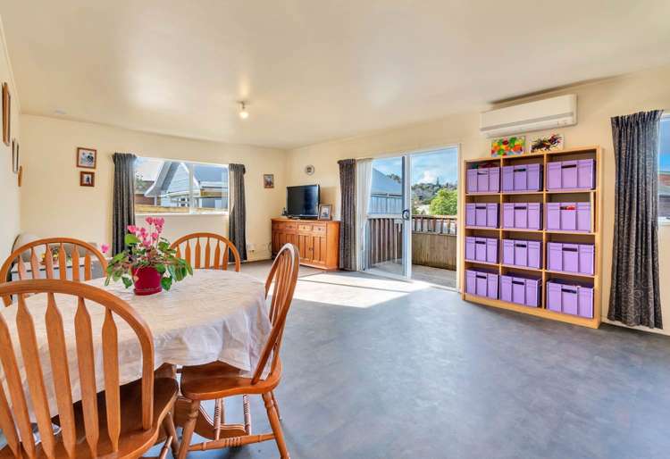 12 Meadowvale Rise Titirangi_1