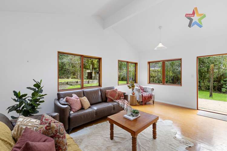 34 Jocelyn Crescent Pinehaven_12