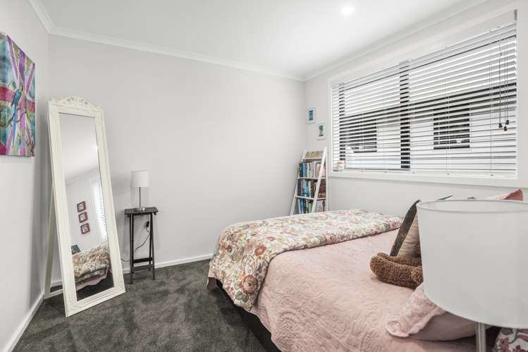 2/5 Westminster Road Wainuiomata_7