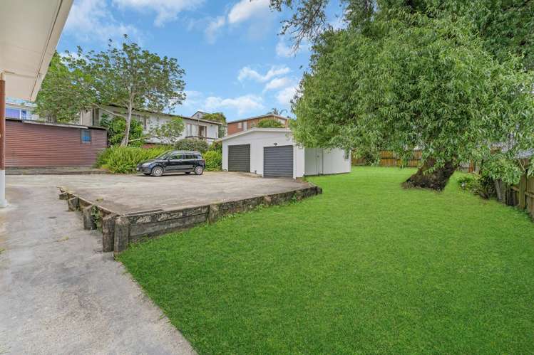 2/180 Archers Road Glenfield_18