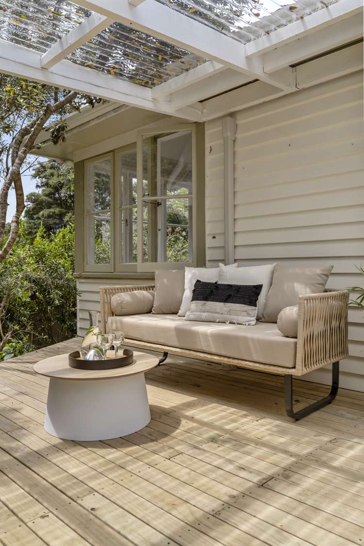 667 Huia Road Parau_23