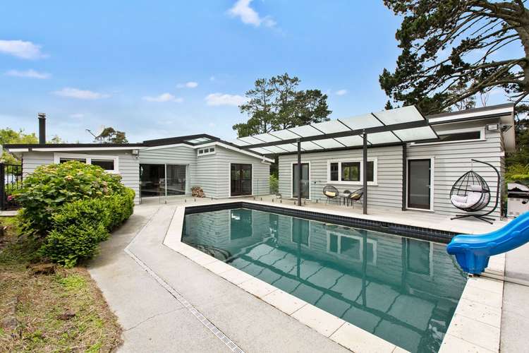 166 Godley Road Titirangi_30