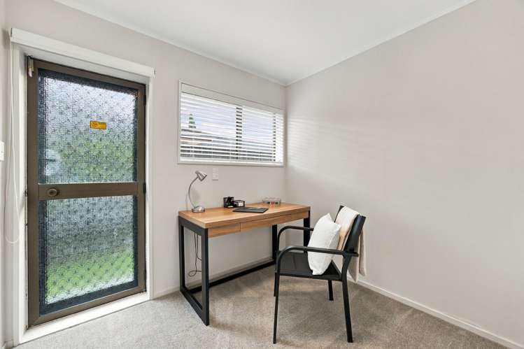 2/82 Florence Avenue Orewa_6