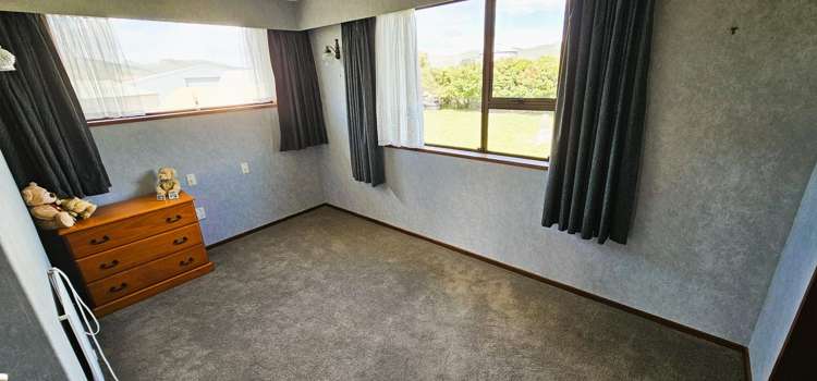 27 Mandeville Kingston Crossing Road Mandeville_9