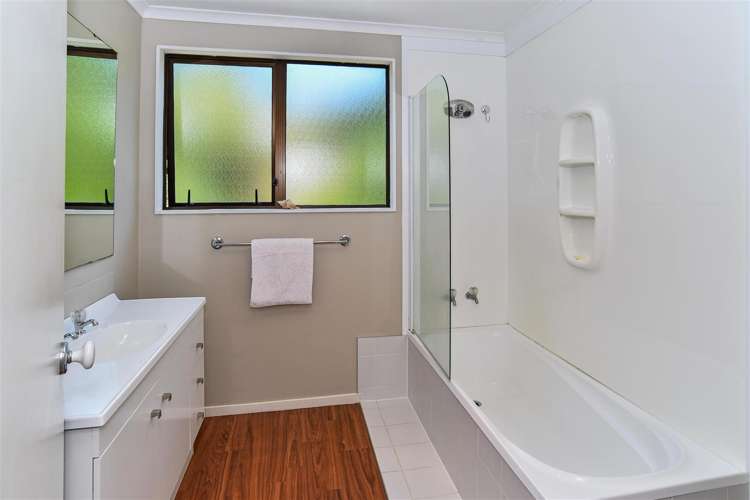 22 Hakea Place Totara Heights_14