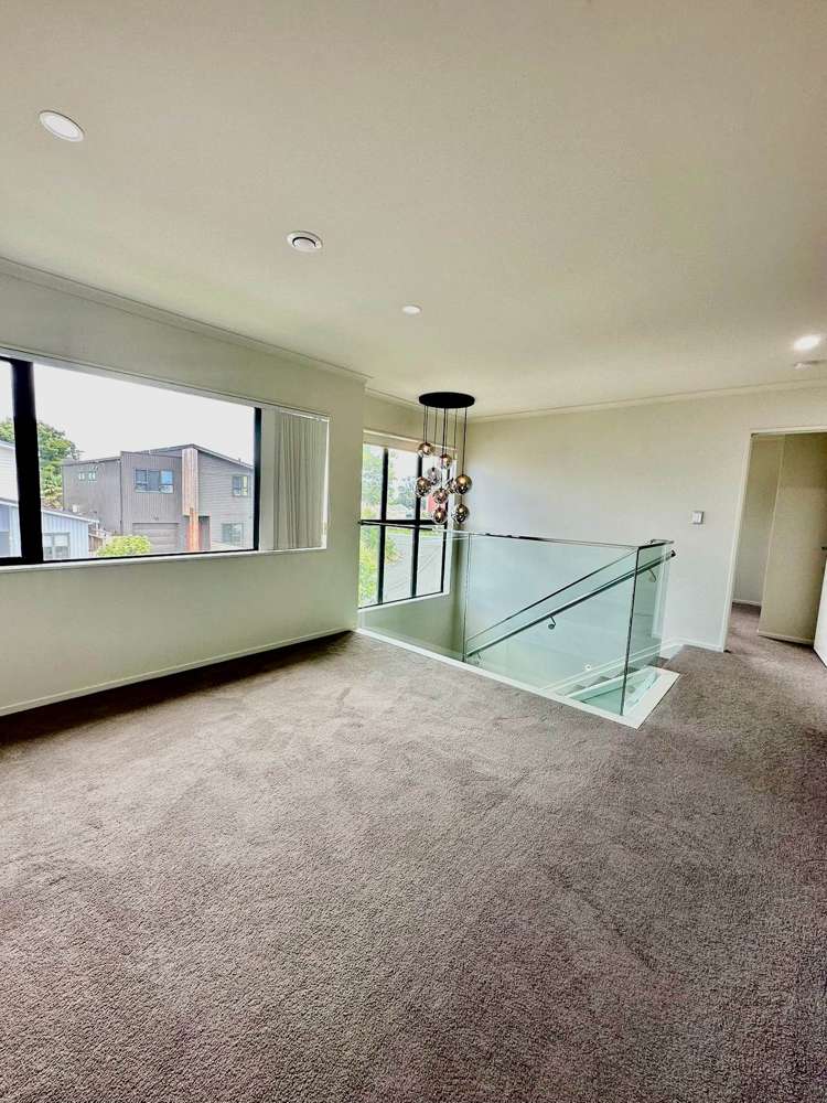 6 Tapuwae Way Mangere Bridge_12