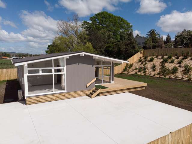 CHARMING RENOVATED HOME AWAITS YOU!