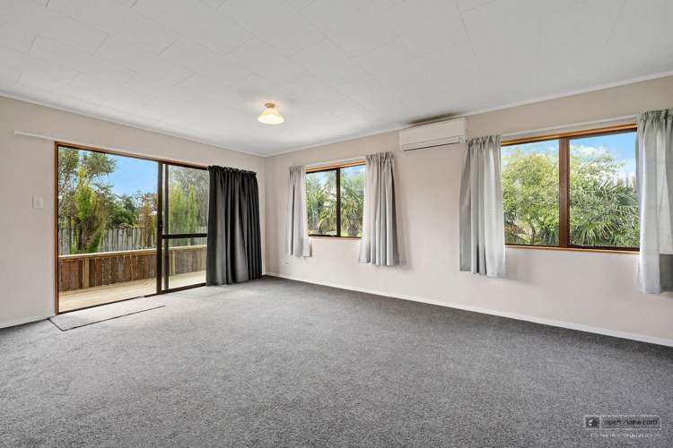 1/32 Parakai Avenue, Parakai Helensville_7