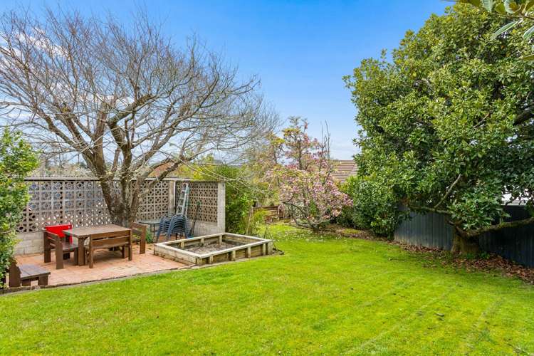 15 Atkinson Road Titirangi_10