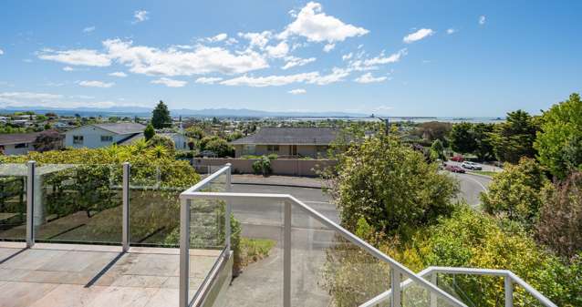 Panoramic Views – Perfect for Extended Family