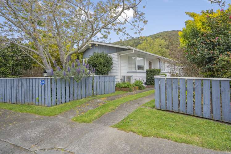 43 Parenga Street Wainuiomata_0