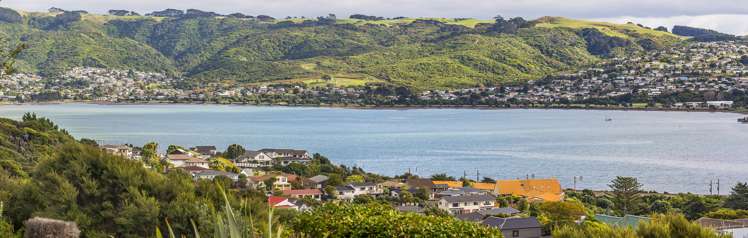 6 Cromarty Place Papakowhai_13