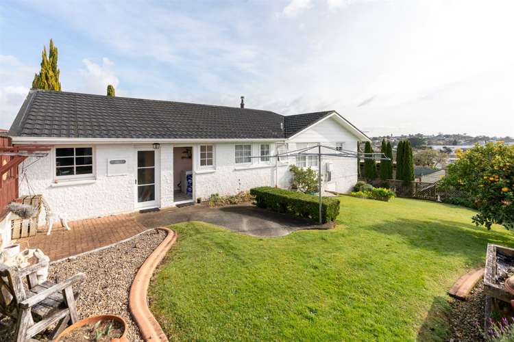 65 Poaka Avenue Dinsdale_15