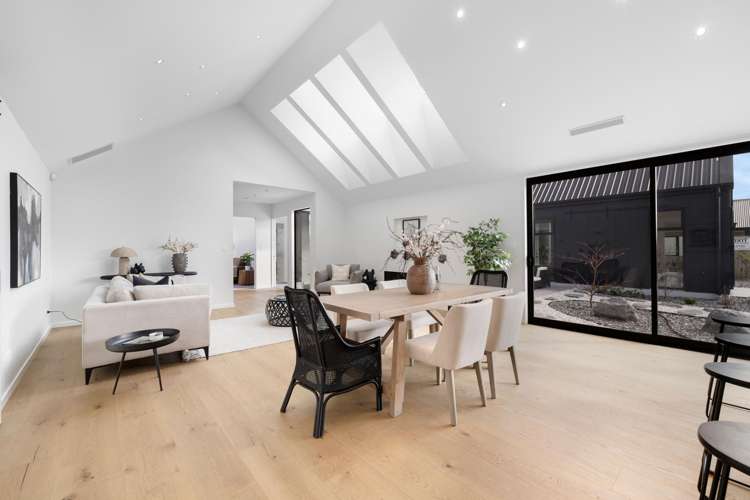 2 Alan James Lane Prebbleton_5