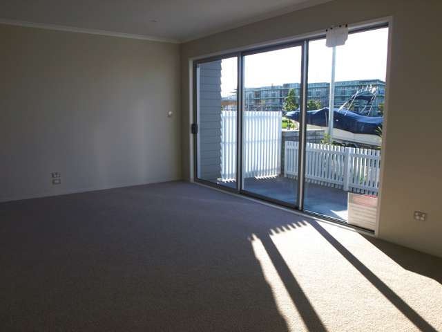 11 Rangihina Road Hobsonville_2