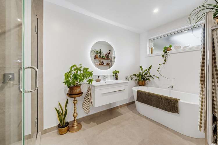 4 Olearia Lane Woodend_11