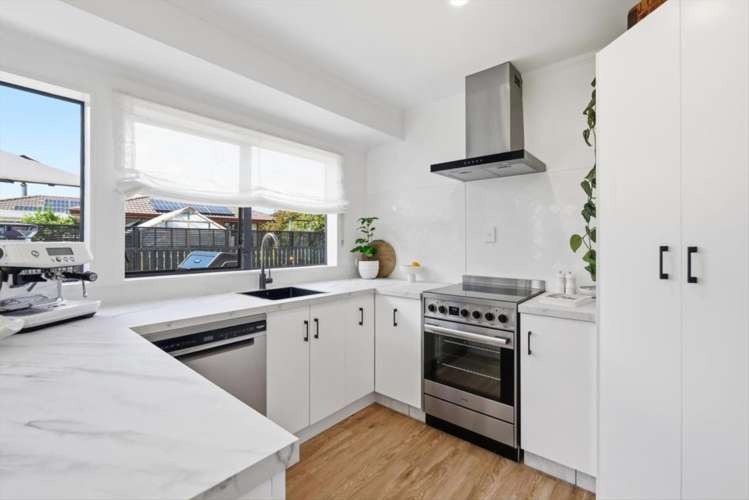 11 Reef Avenue Papamoa_8