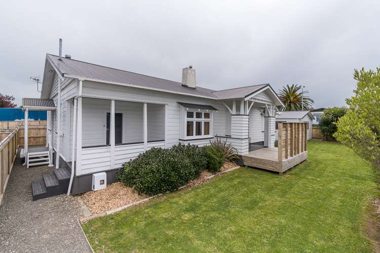 102 Warwick Street Feilding_19