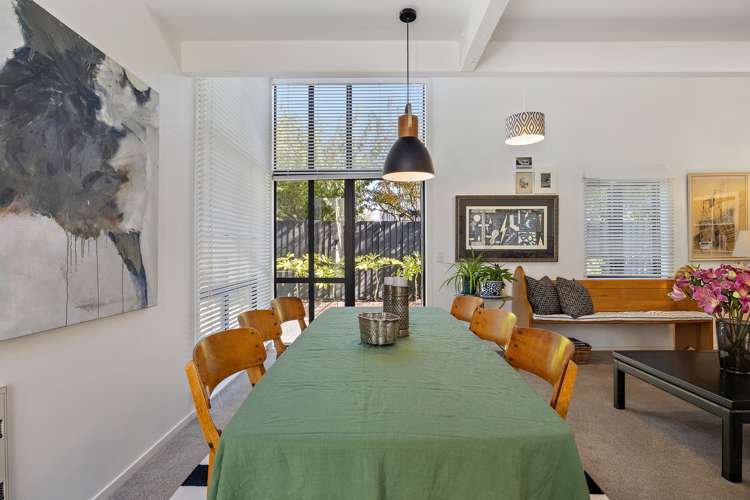 5/140 Office Road Merivale_9