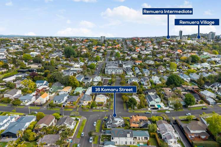 16 Komaru Street Remuera_32