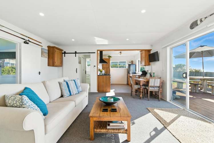 17 Pukehina Parade Pukehina_24