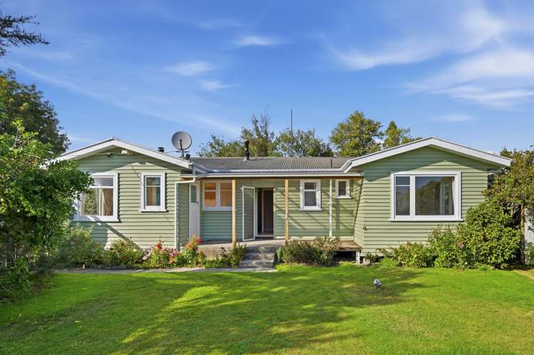 64 New Renwick Road Burleigh_6