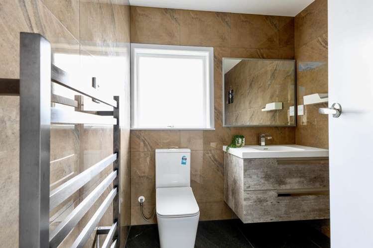 15 Lancaster Road Beach Haven_7