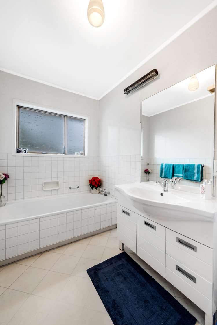 1/81 Cook Street Howick_9