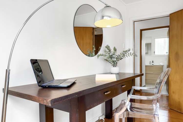 34 Queen Mary Avenue New Lynn_9