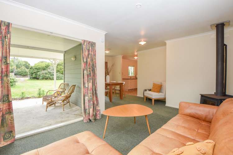 24 Moreton Road Carterton_1