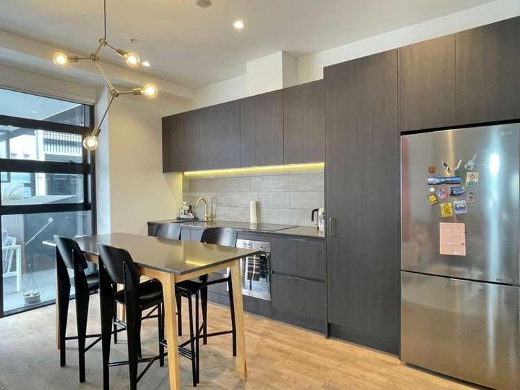 303W/10 Exmouth St 10021_4