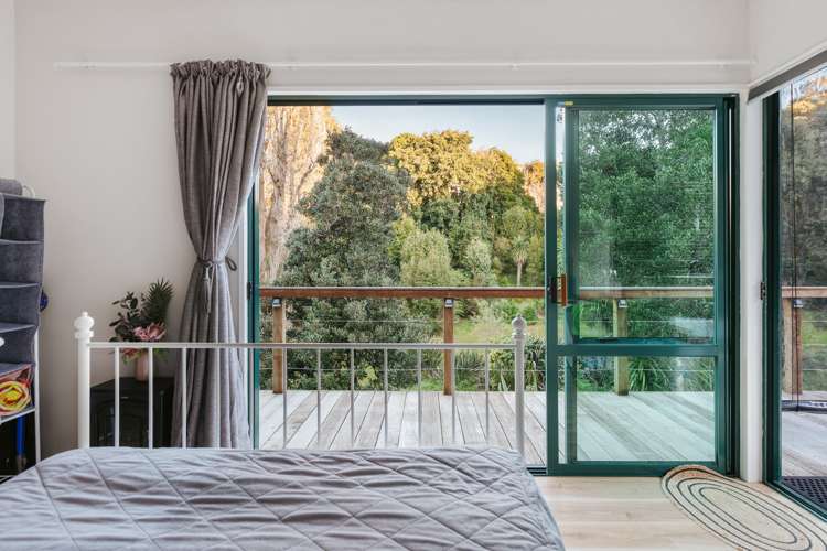 21d Glenn Terrace Otumoetai_18