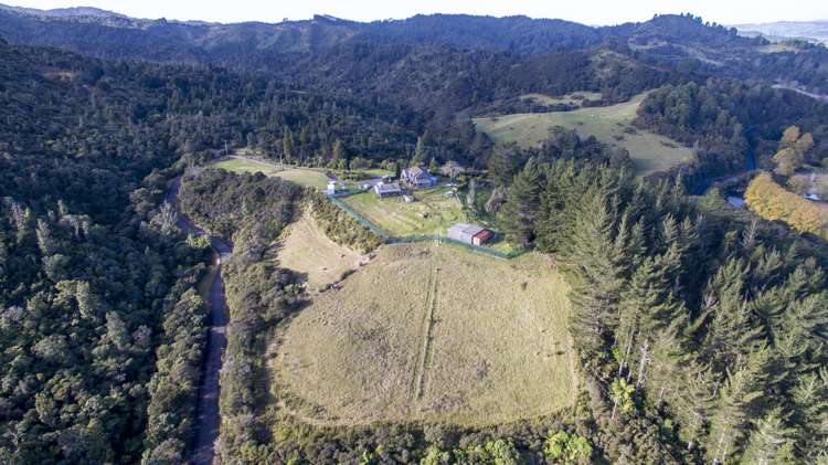 42 Takingawairua Road Kaimarama_7